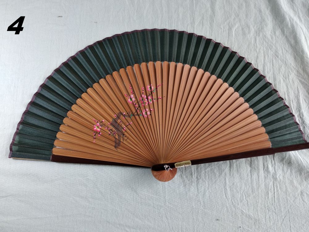 (image for) Chinese Hand Held Fan, Bamboo Ribs with Hand Painted Pattern