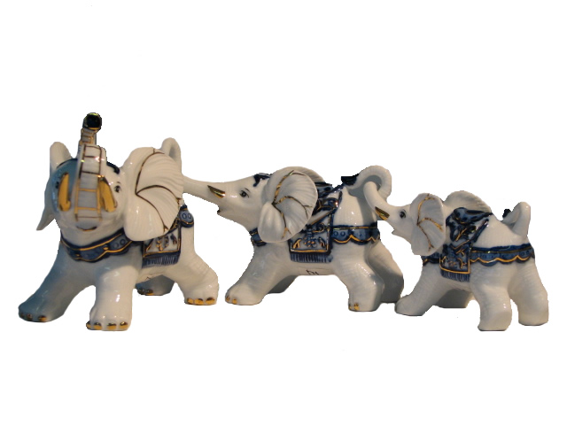 (image for) Porcelain Ornament, Classic Elephant Shape 3 Piece Set, Cobalt Blue on White